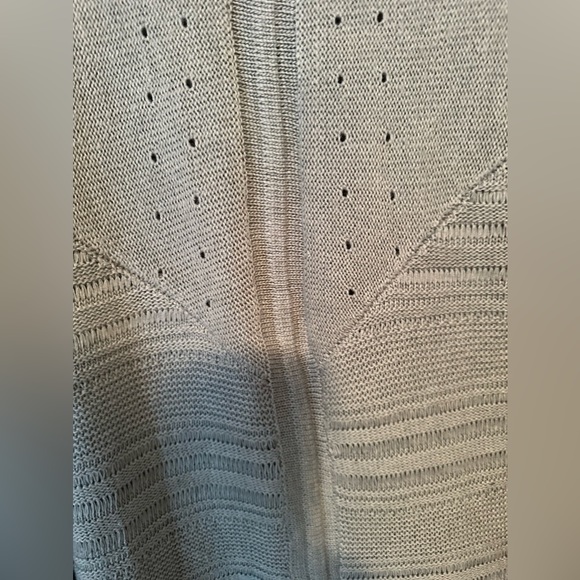 Mystree Sweater - Picture 4 of 5